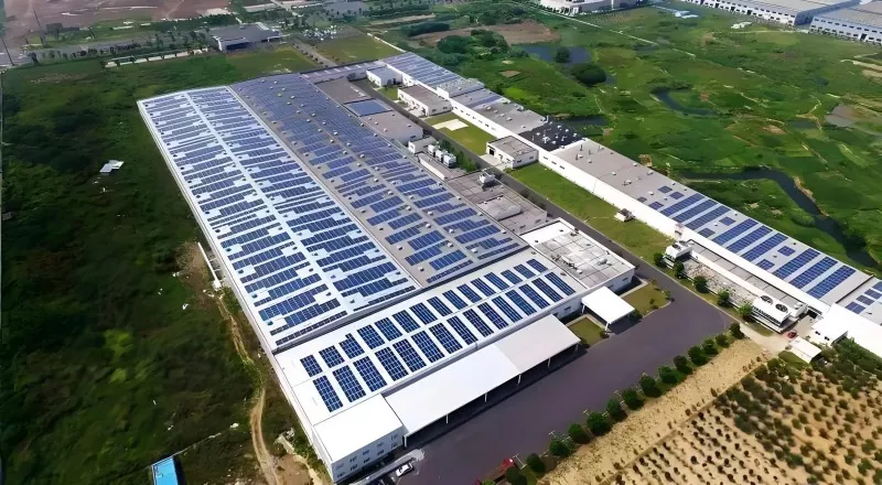 PV-integreeritud laohoone teraskonstruktsioon